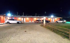 Holiday Host Motel & Rv Park